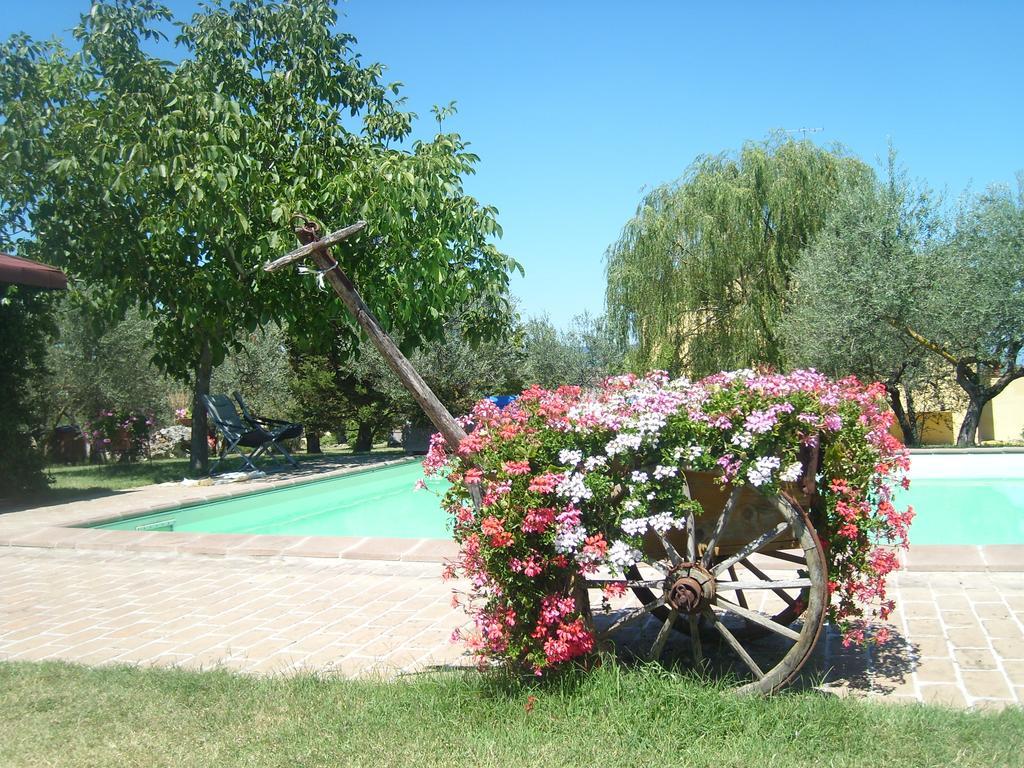 Вилла Fattoria Del Quondam Giano dell'Umbria Экстерьер фото
